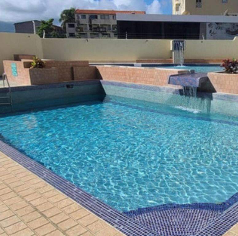 1 bedroom apartment with reserved parking