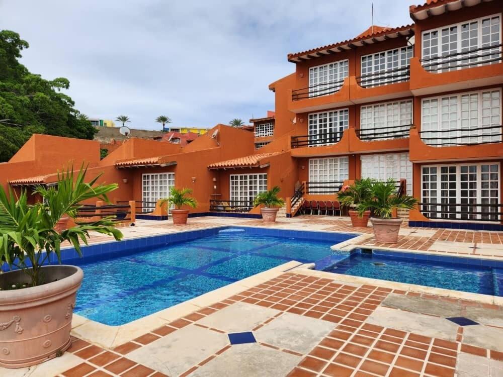 Apartamento en Pampatar