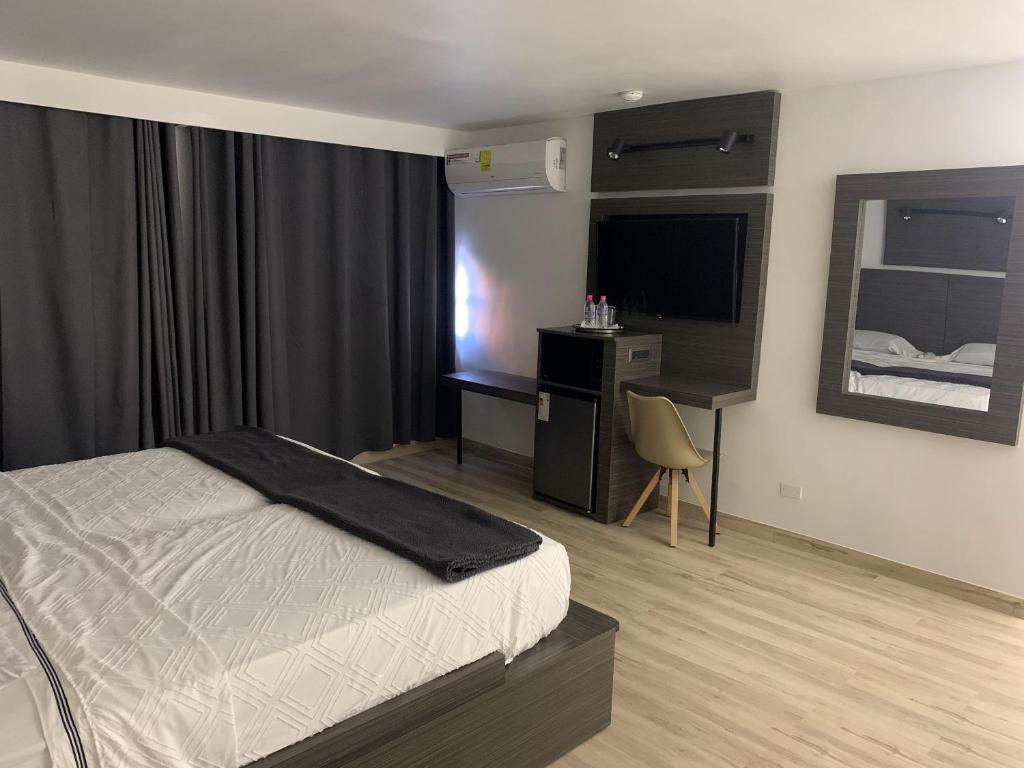 HOTEL PRINCESA PLAZA